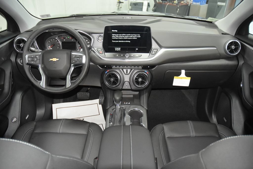 New 2026 Chevrolet Blazer LT w/ Sound & Technology Package AWD/4WD image 26