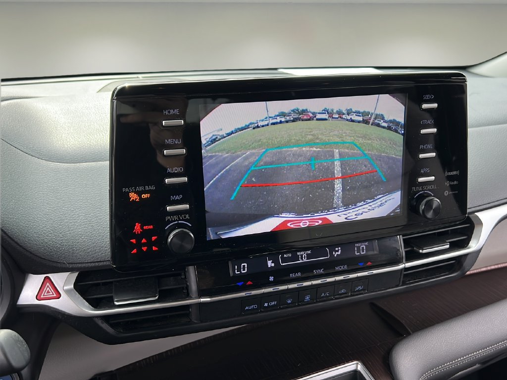 Certified 2021 Toyota Sienna LE FWD image 26