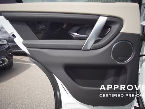 Used 2025 Land Rover Discovery Sport S AWD/4WD image 28