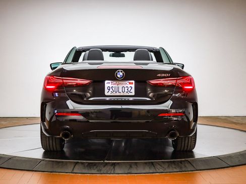 Used 2025 BMW 430i Convertible w/ M Sport Package image 8