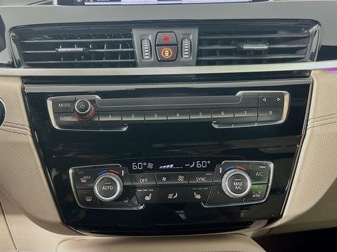 Used 2021 BMW X1 sDrive28i image 23