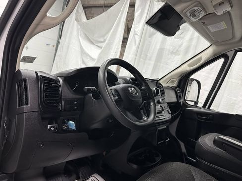 Used 2023 RAM ProMaster 3500 FWD image 16
