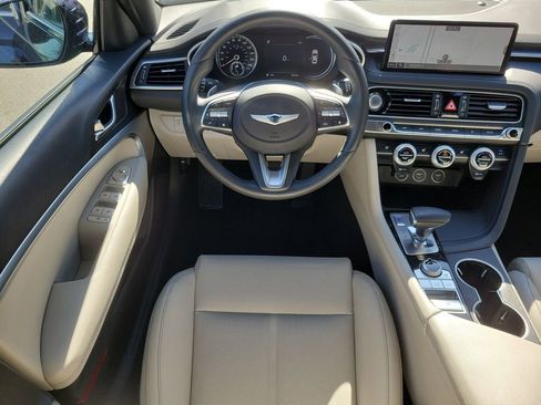 Used 2023 Genesis G70 2.0T image 16