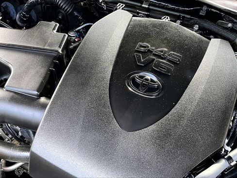 Used 2023 Toyota Tacoma SR5 RWD image 30