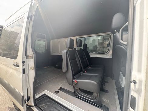 Used 2023 Mercedes-Benz Sprinter 2500 w/ Acoustic Package image 6