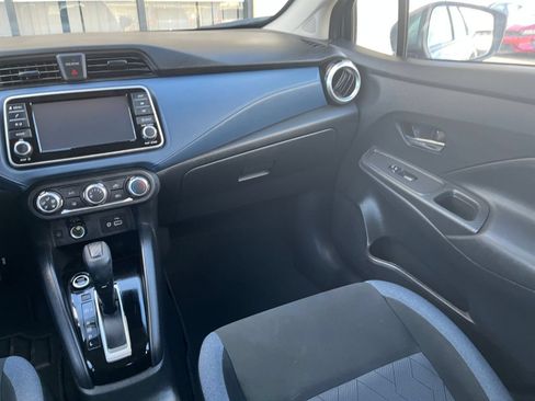 Used 2025 Nissan Versa SV FWD image 32