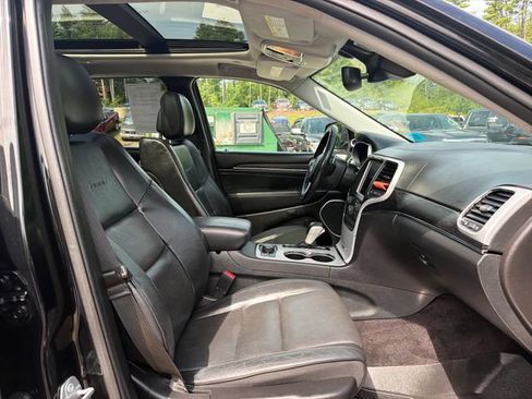 Used 2018 Jeep Grand Cherokee Summit w/ Platinum Series Group AWD/4WD image 27