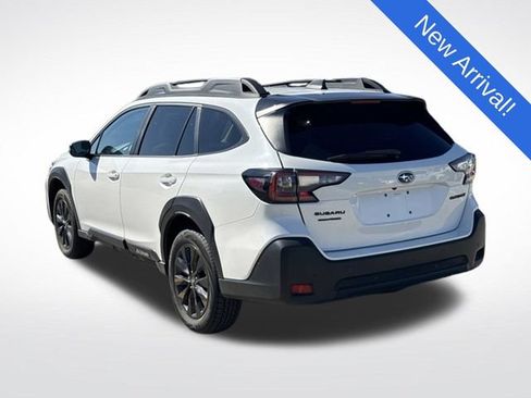 Certified 2025 Subaru Outback Onyx Edition AWD/4WD image 5