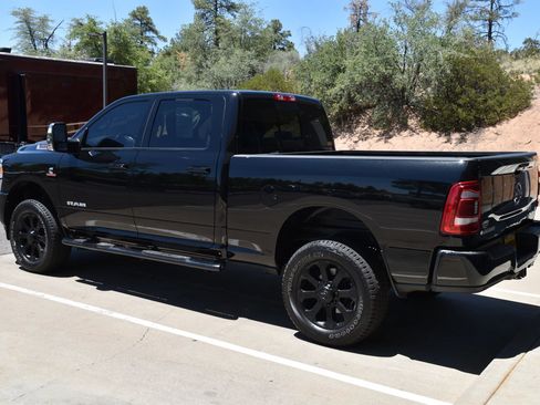 Used 2024 RAM 2500 Laramie AWD/4WD image 3