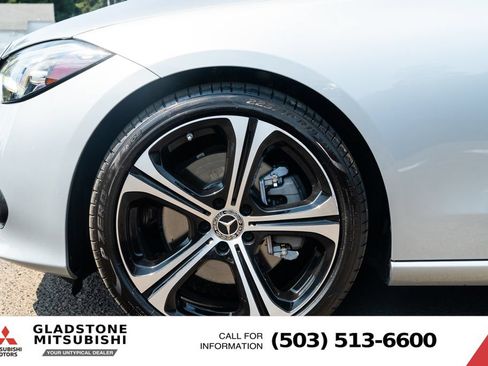Used 2023 Mercedes-Benz C 300 Sedan image 5