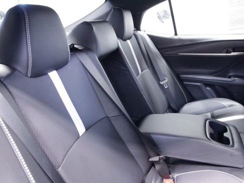 Used 2025 Toyota Camry SE image 18