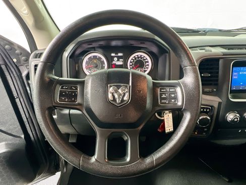 Used 2017 RAM 1500 Express w/ Express Value Package image 17