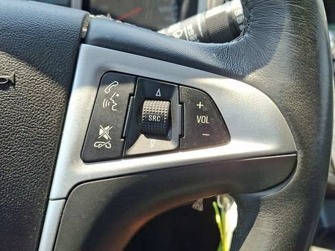 Used 2017 Chevrolet Equinox LT w/ Convenience Package FWD image 19