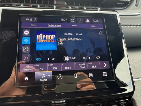 New 2025 Jeep Grand Cherokee Laredo image 19