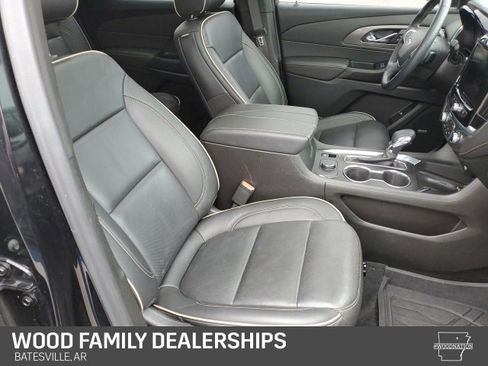 Certified 2023 Chevrolet Traverse Premier w/ Redline Edition image 36