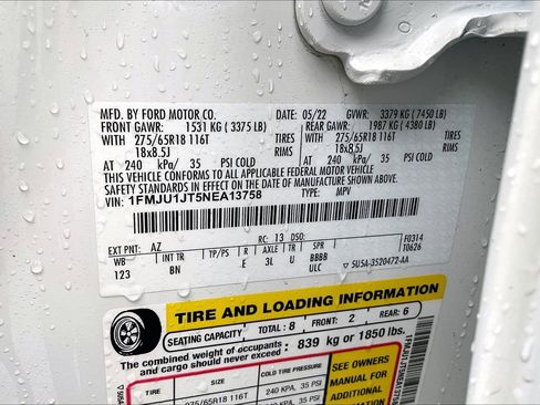 Used 2022 Ford Expedition XLT image 34