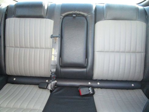 Used 2002 Chevrolet Monte Carlo SS w/ Pace Car Replica Pkg image 17