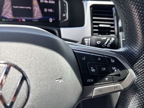Used 2021 Volkswagen Atlas Cross Sport SEL R-Line FWD image 22