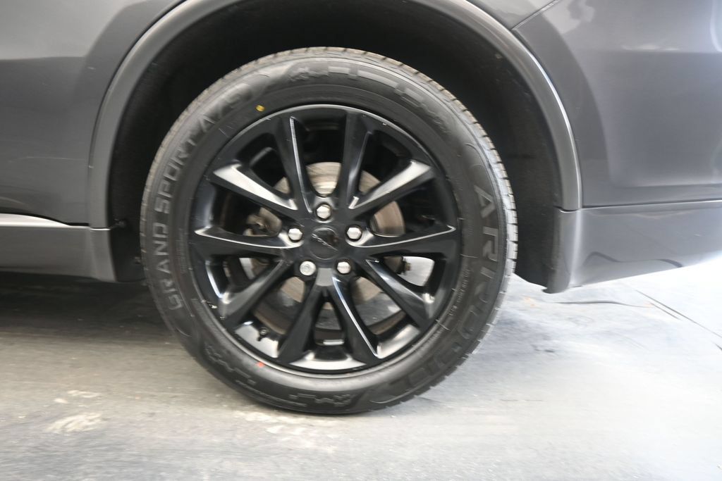 Used 2018 Dodge Durango R/T w/ Technology Group AWD/4WD image 12