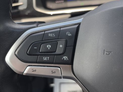 Used 2025 Volkswagen Jetta Sport FWD image 17