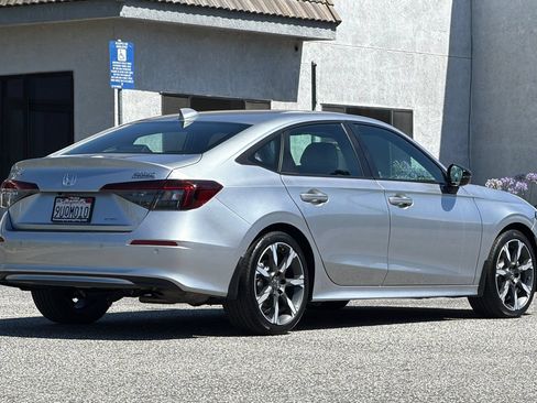Used 2025 Honda Civic Sport image 5