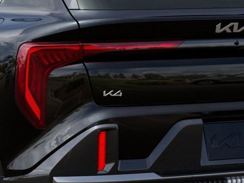 New 2026 Kia K4 EX FWD image 11