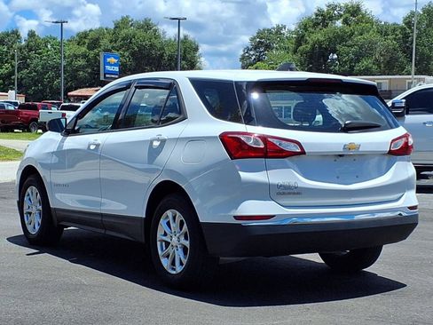 Used 2018 Chevrolet Equinox LS image 22