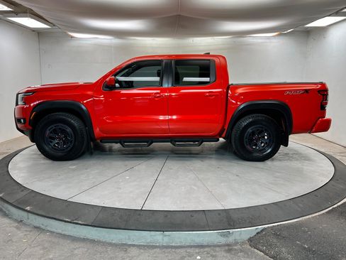 Used 2025 Nissan Frontier Pro-X w/ Pro Convenience Package image 2