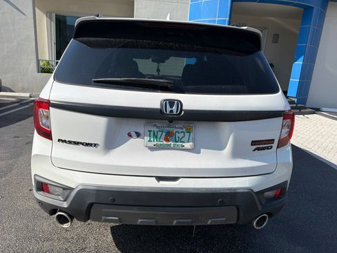 Used 2023 Honda Passport TrailSport image 5