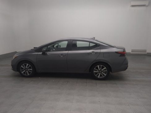 Used 2020 Nissan Versa SV FWD image 3