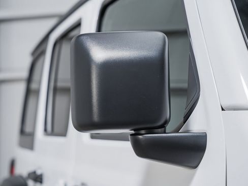 Used 2024 Jeep Wrangler Sport image 15