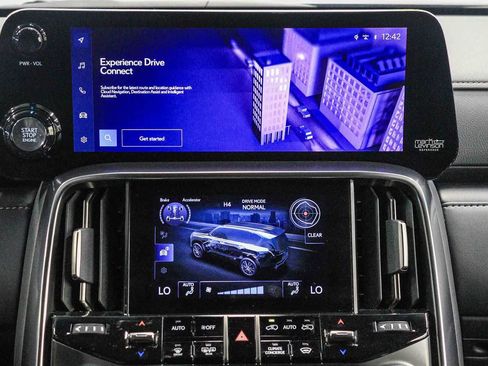 Used 2024 Lexus LX 600 4WD w/ Interior Upgrade Package image 14
