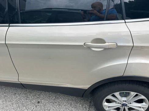 Used 2018 Ford Escape SE AWD/4WD image 14