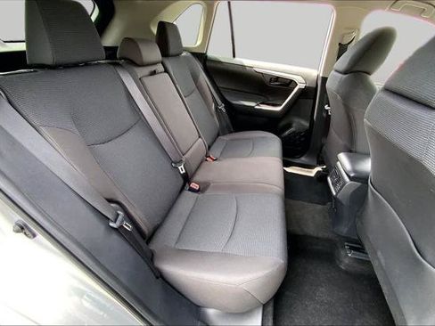 Certified 2025 Toyota RAV4 LE FWD image 19