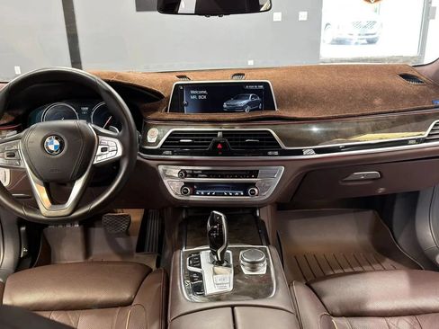 Used 2016 BMW 750i xDrive AWD/4WD image 13