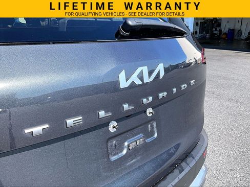 Used 2022 Kia Telluride S AWD/4WD image 7