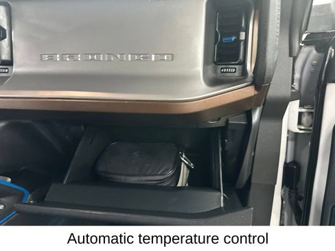 Used 2023 Ford Bronco Outer Banks AWD/4WD image 25