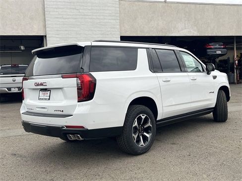 New 2026 GMC Yukon XL AT4 w/ AT4 Premium Package image 3