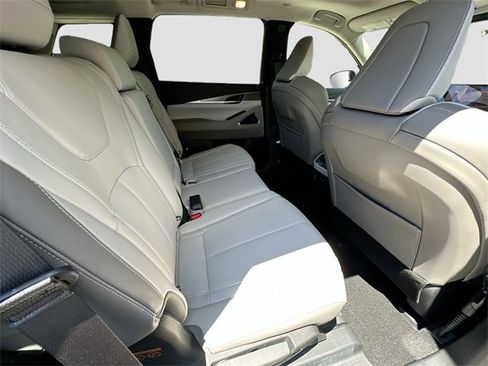 New 2026 INFINITI QX60 Luxe w/ Cargo Package image 23