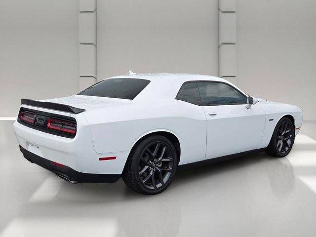 Used 2023 Dodge Challenger R/T w/ Blacktop Package RWD image 5