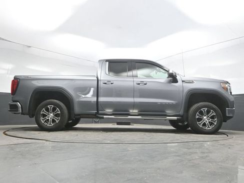 Used 2021 GMC Sierra 1500 SLE w/ X31 Off-Road Package AWD/4WD image 38