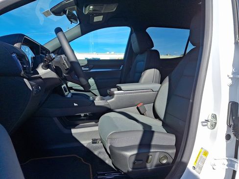 New 2026 GMC Terrain AT4 w/ Convenience Package III AWD/4WD image 6