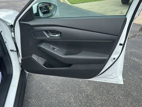 Used 2024 Honda Accord LX image 15