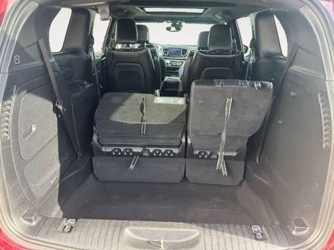 Used 2020 Chrysler Pacifica Limited w/ Advanced Safetytec Group FWD image 45