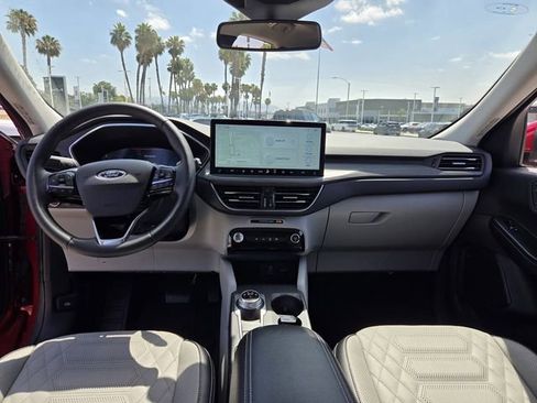 Used 2024 Ford Escape SE w/ PHEV Premium Package FWD image 15