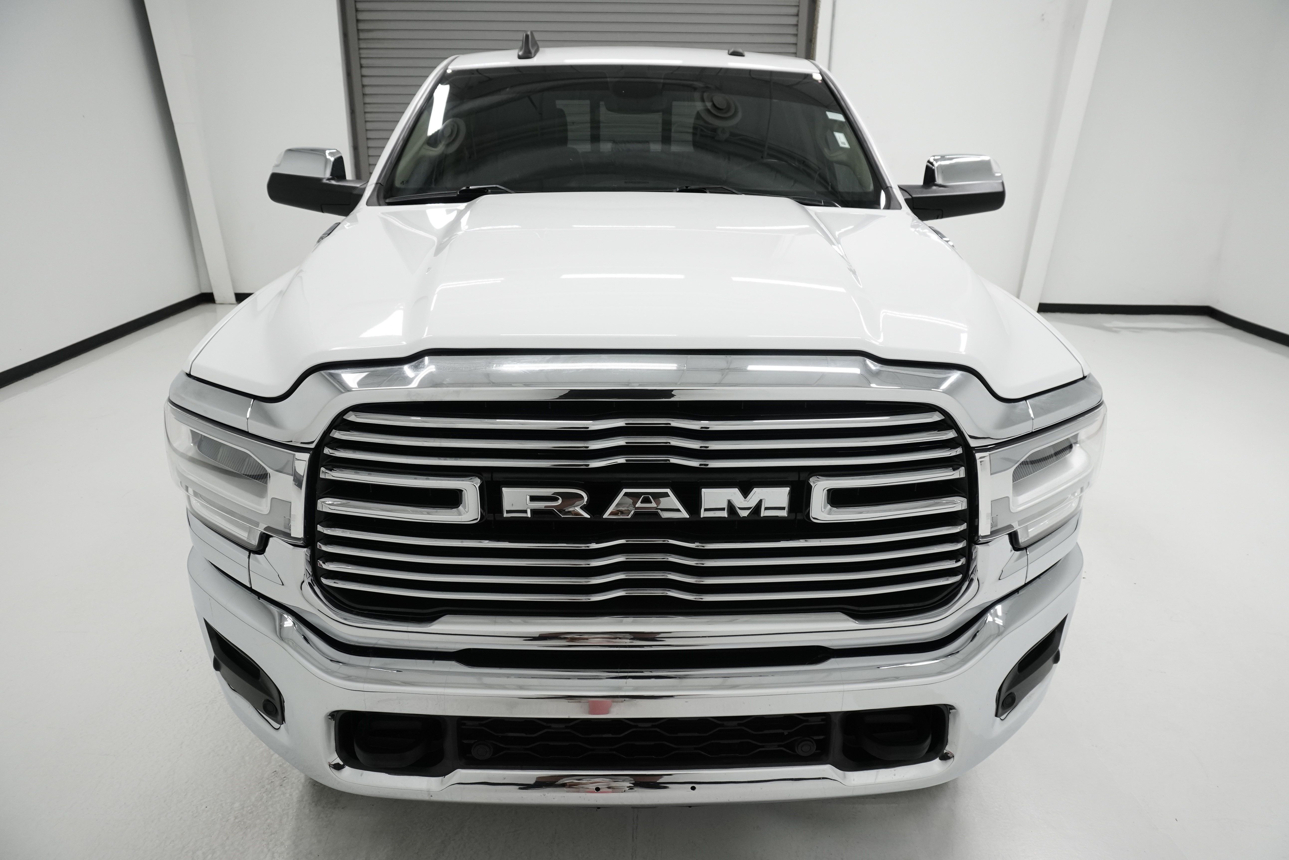 Used 2021 RAM 2500 Laramie AWD/4WD image 2