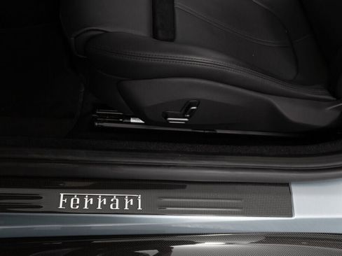 Used 2024 Ferrari Roma Spider image 27