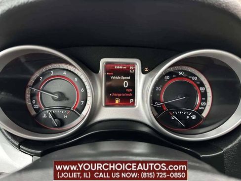 Used 2020 Dodge Journey SE FWD image 29