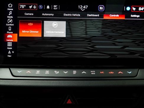 Used 2025 Dodge Charger R/T Scat Pack w/ Track Pack image 20