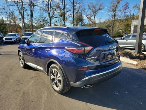 Used 2023 Nissan Murano SV image 3